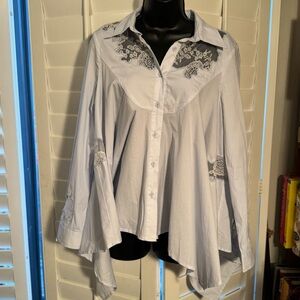 Women's Pale Blue Embroidered Button-Front Shirt Sz: L